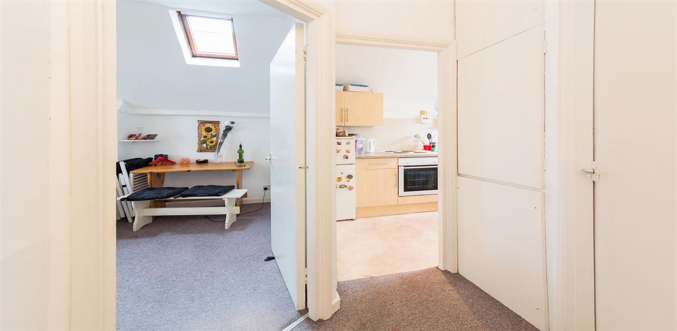 			1 Bedroom, 1 bath, 1 reception Flat			 Victoria Road, QUEENS PARK